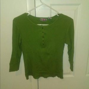 Green long sleeve shirt